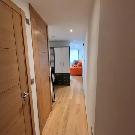 Apartment Ocean 11-hosted By Sweetstay Gibraltar
